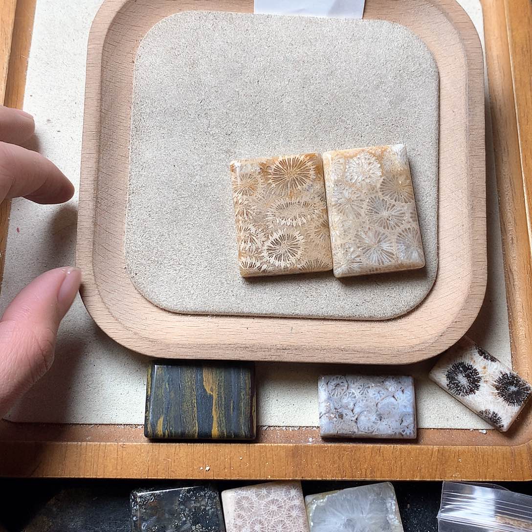 石英质玉颈饰未镶嵌随**留