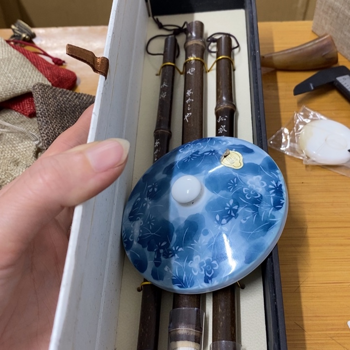 摆件中古工艺品一件