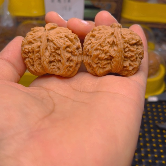 吊坠文玩核桃半璧