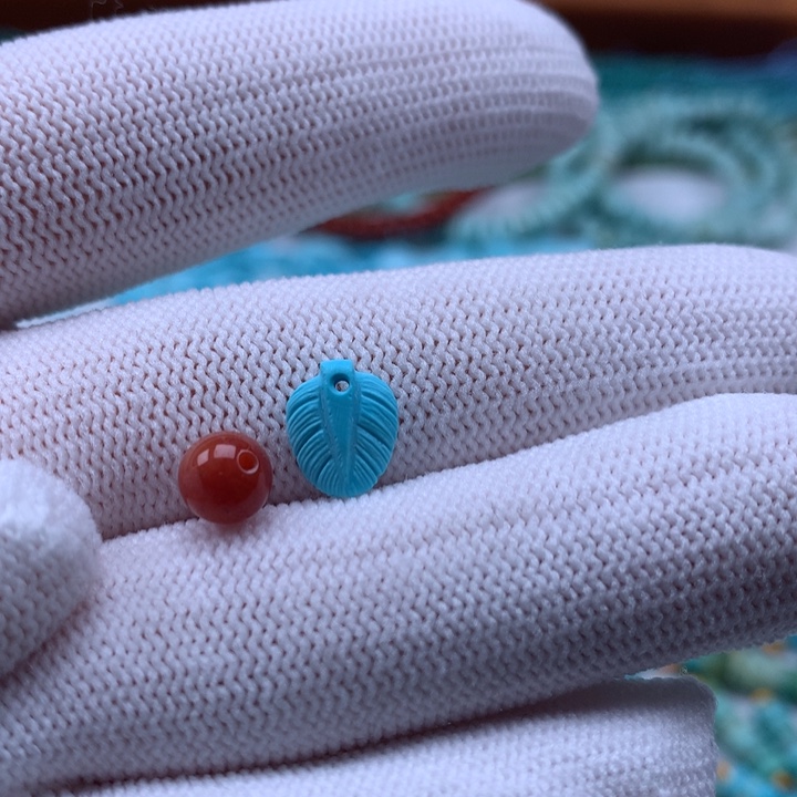 民***雨南红玛瑙未镶嵌珠宝奇石