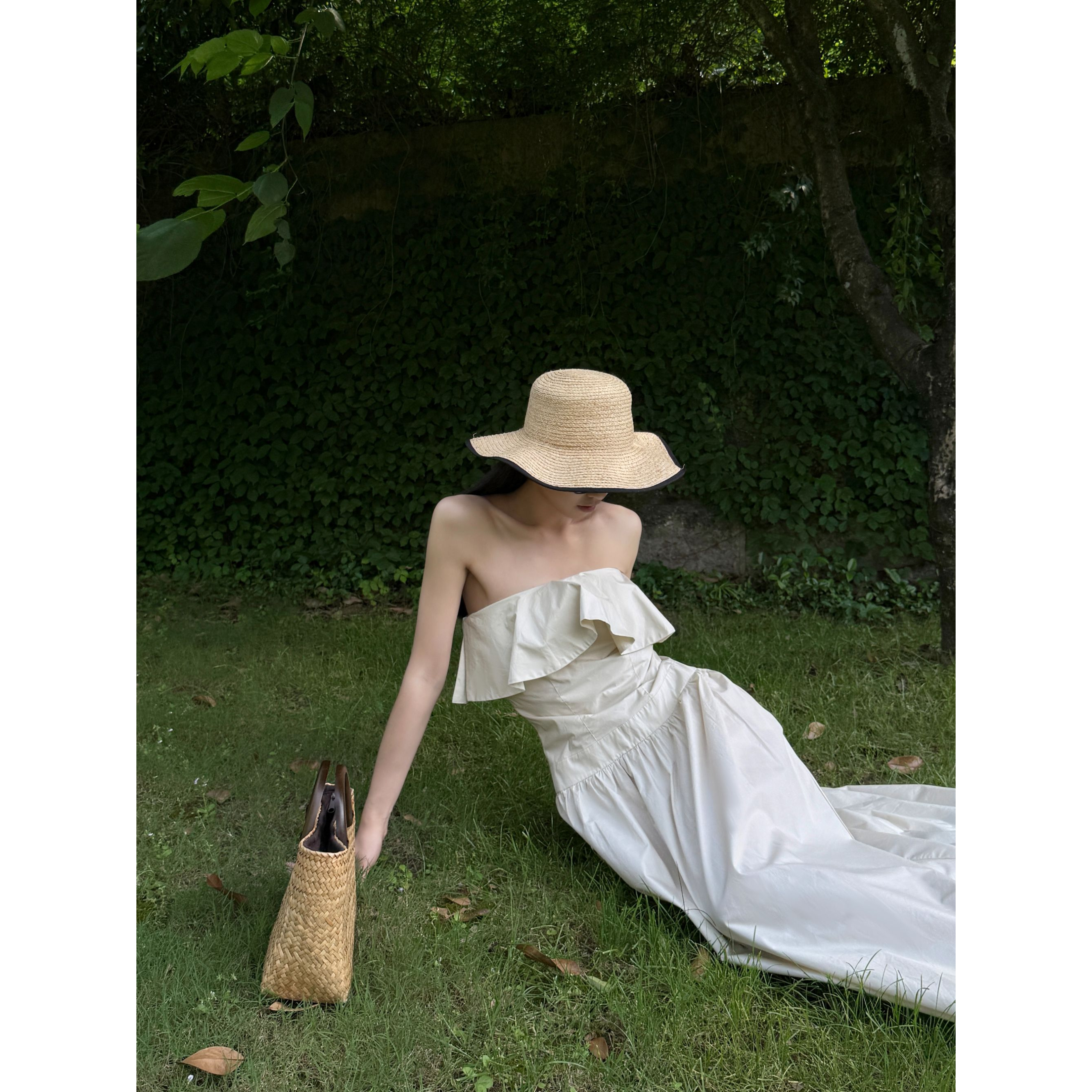 【清】 P0522Q3737 浪漫度假荷叶边抹胸连衣裙优雅气质长裙女