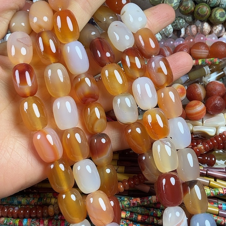 查罗石散珠合金卡13*18桶珠一条