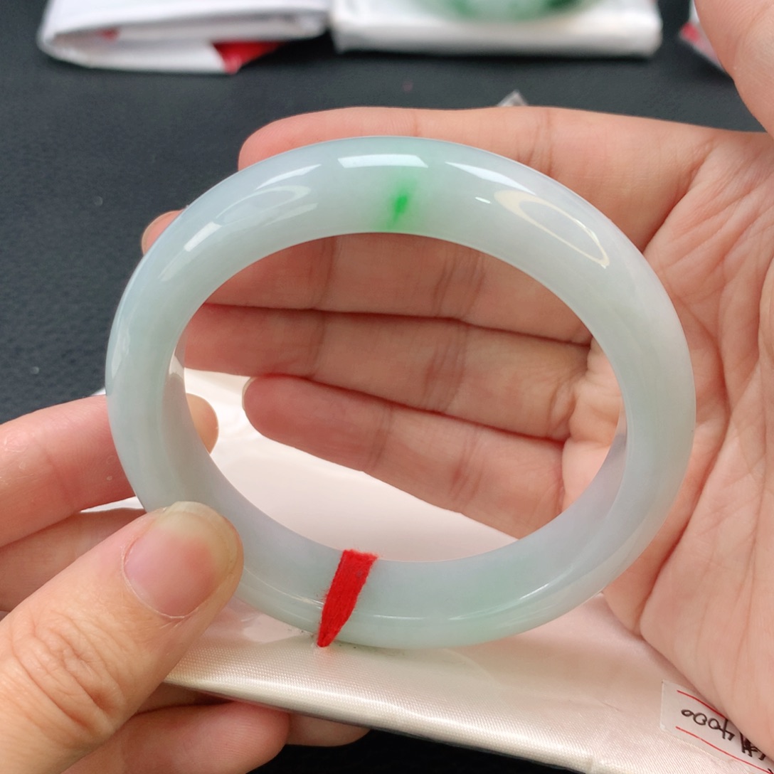 翡翠手镯未镶嵌缅甸55.6