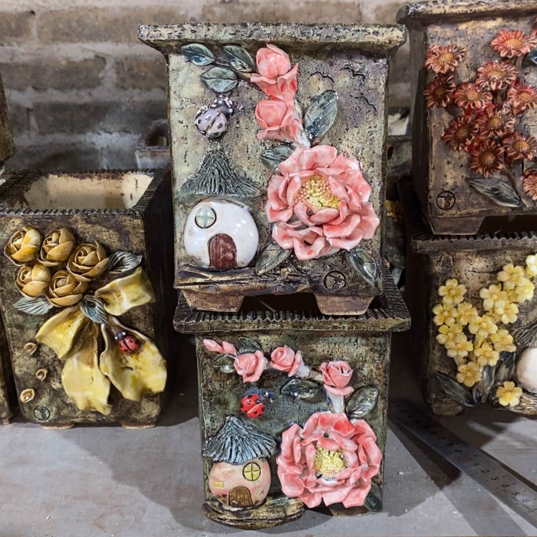 红陶青藤花器多肉花盆