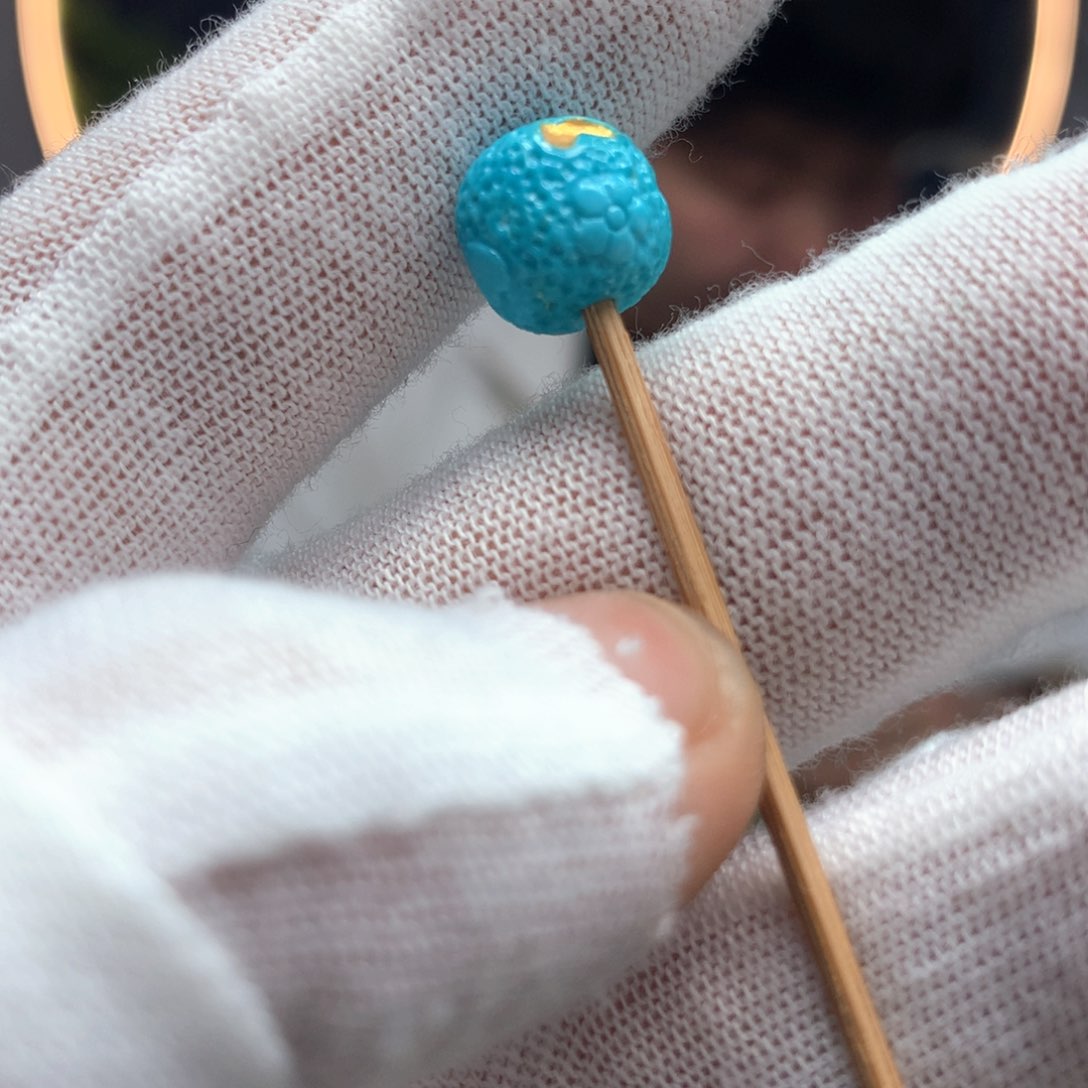 绿松石未镶嵌挂件