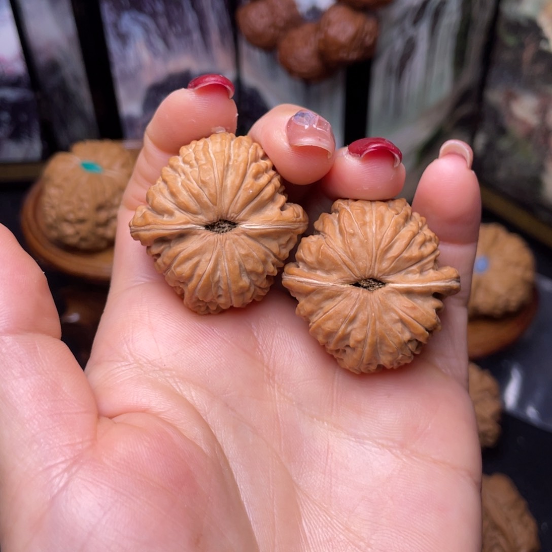 文玩核桃把件35全品桥楼