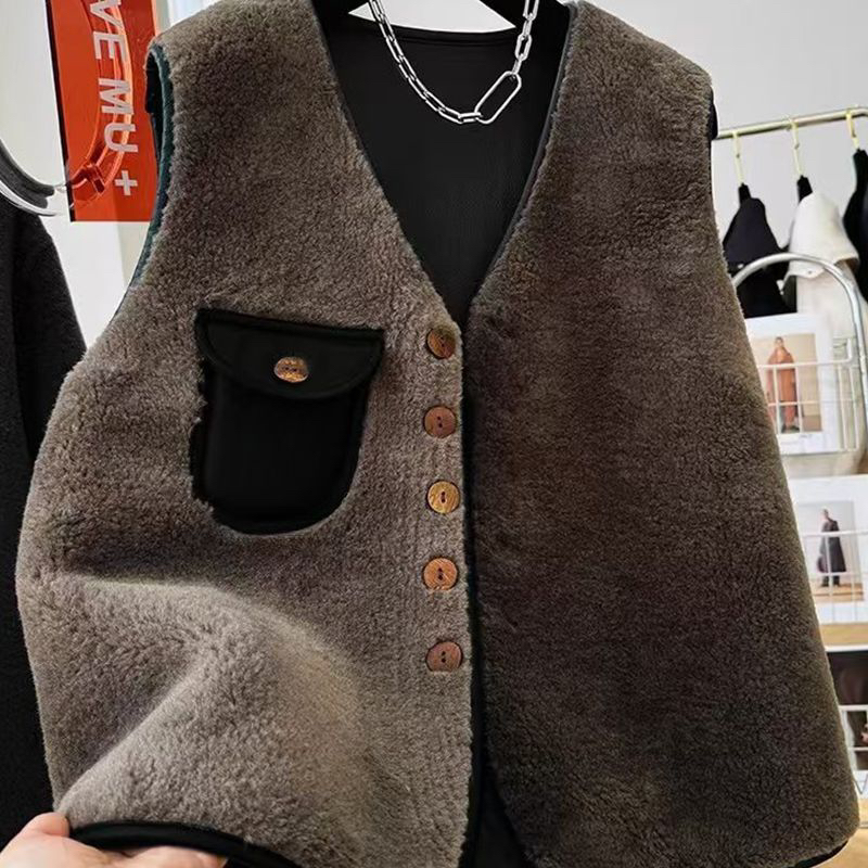 欧货羊羔绒皮毛一体短款外套马甲