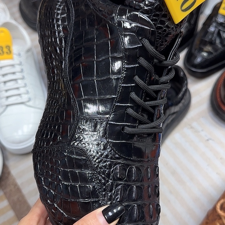 鳄鱼皮（革）鳄鱼皮包底休闲鞋