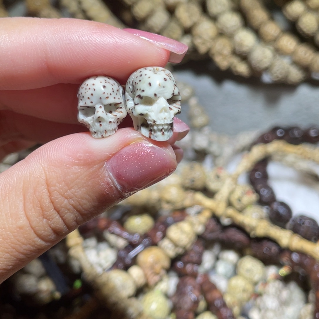 星月菩提吊坠半颚➕全颚