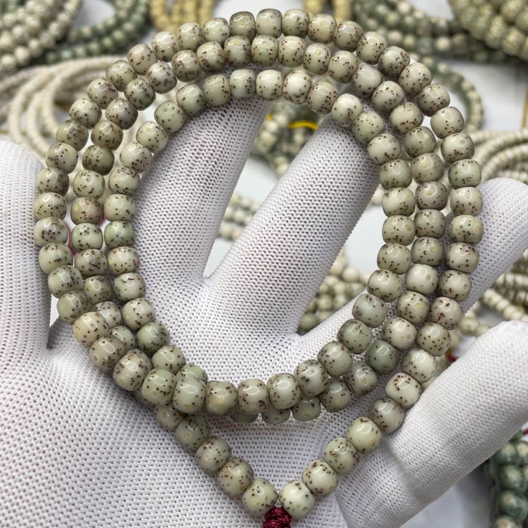 星月菩提吊坠ℒ****哥石玉7*6