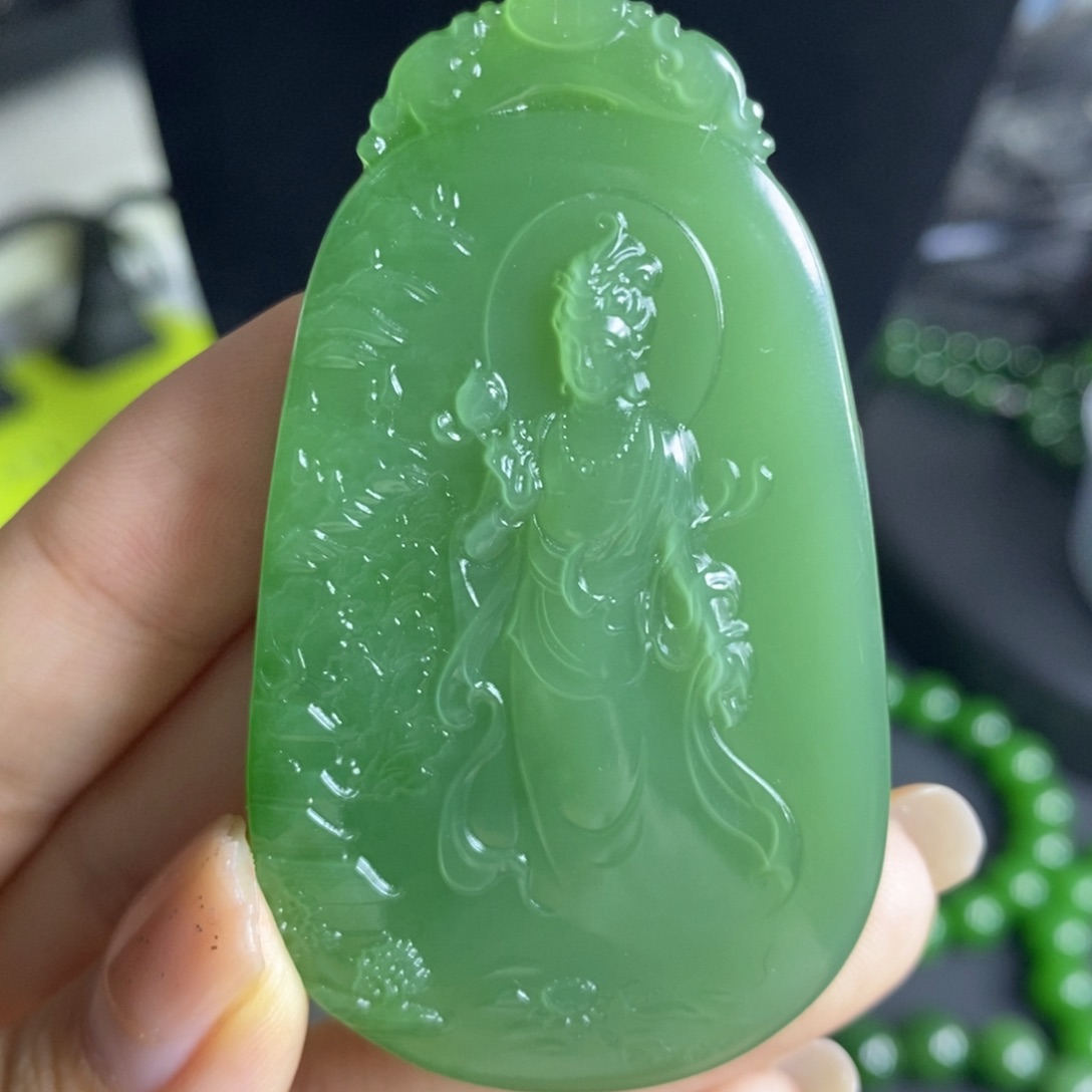 未镶嵌和田玉（碧玉）挂件