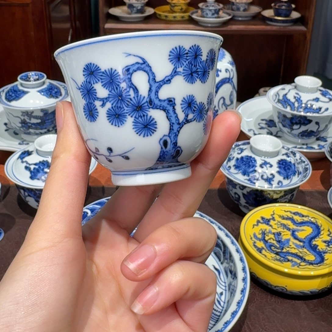 青花雯华堂手绘杯杯