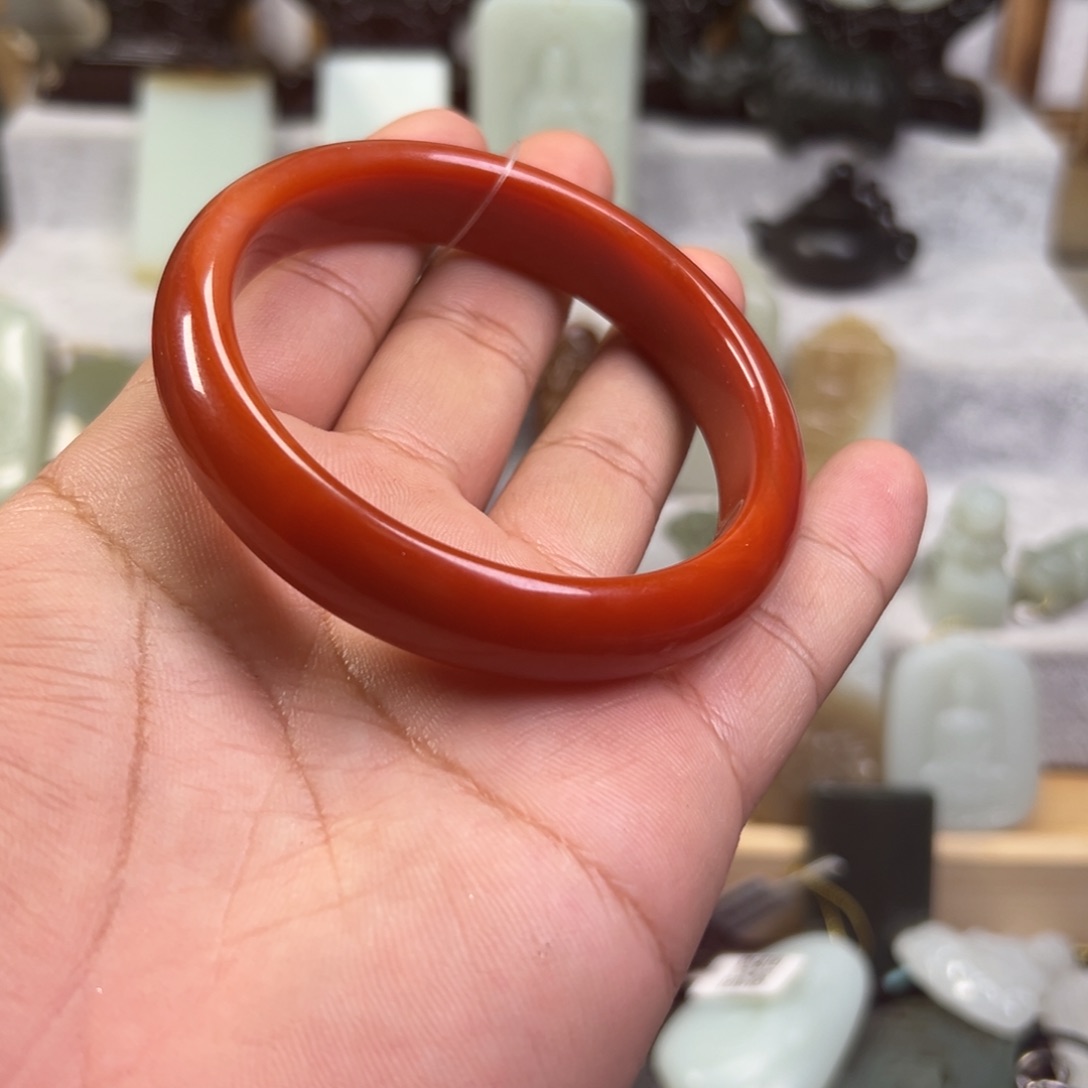 玛瑙/玉髓手镯未镶嵌62