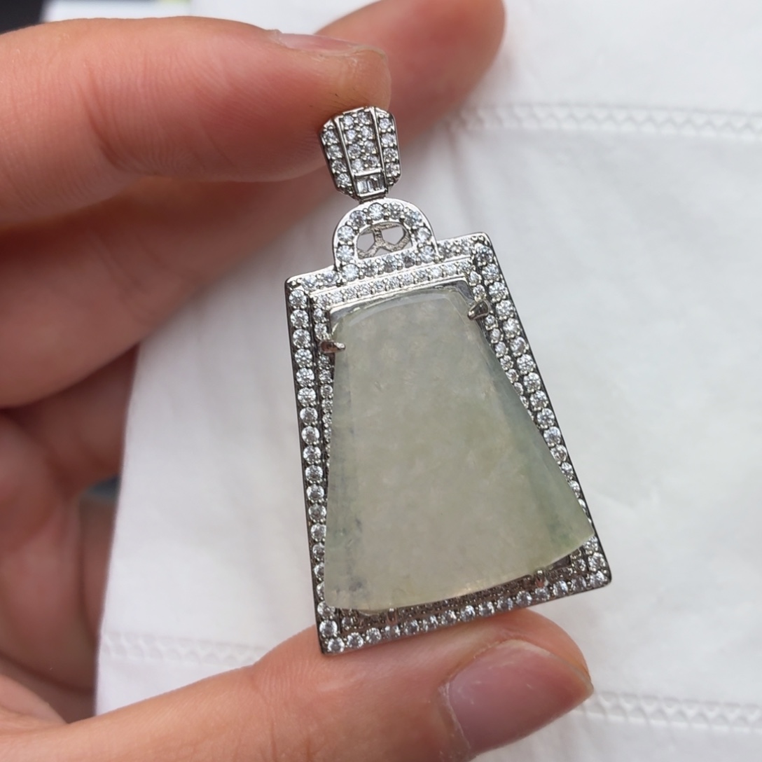 翡翠未镶嵌颈饰大无事牌开播福利