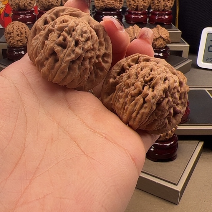 文玩核桃把件40 四座楼a-021