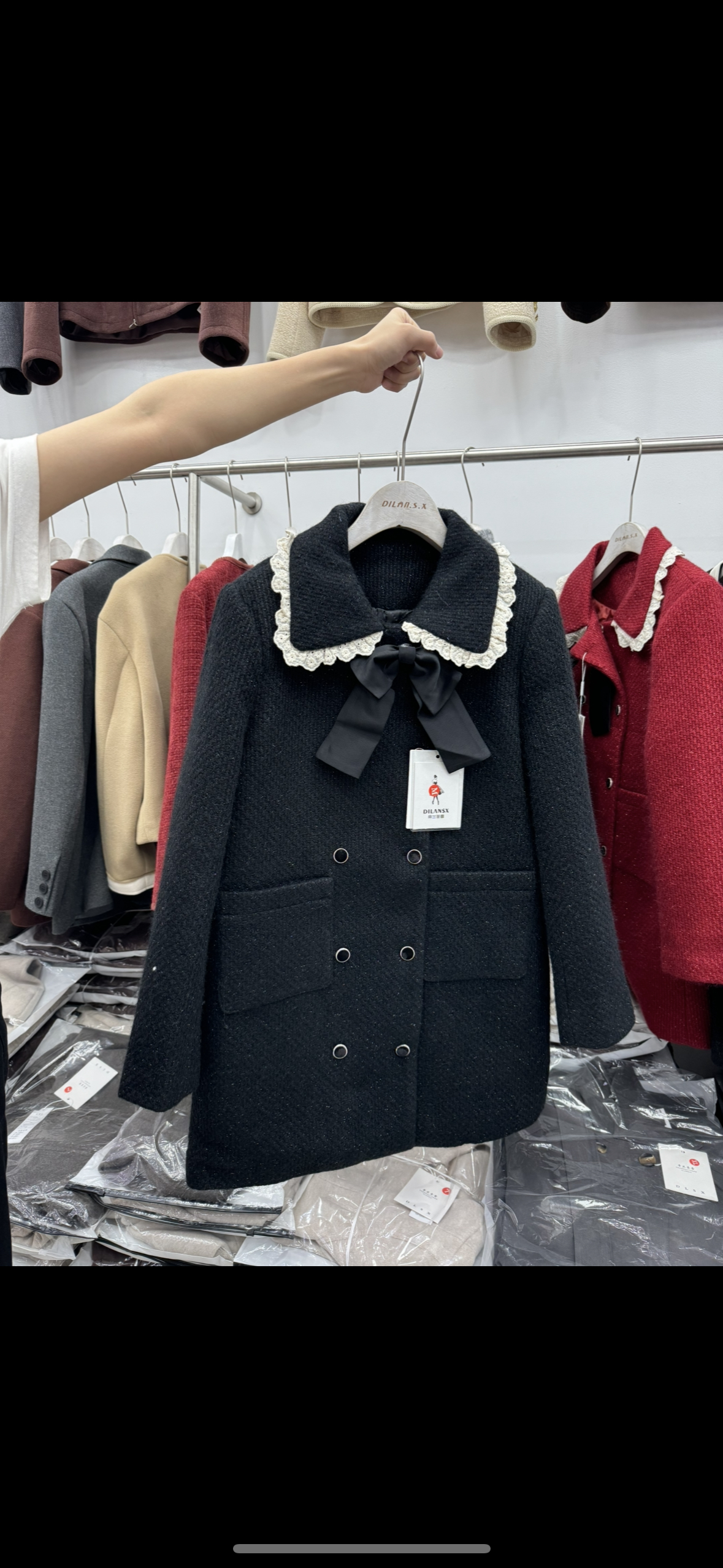 加棉加厚短款黑色保暖外套、小香风时尚毛呢冬季韩版秋冬呢子洋气