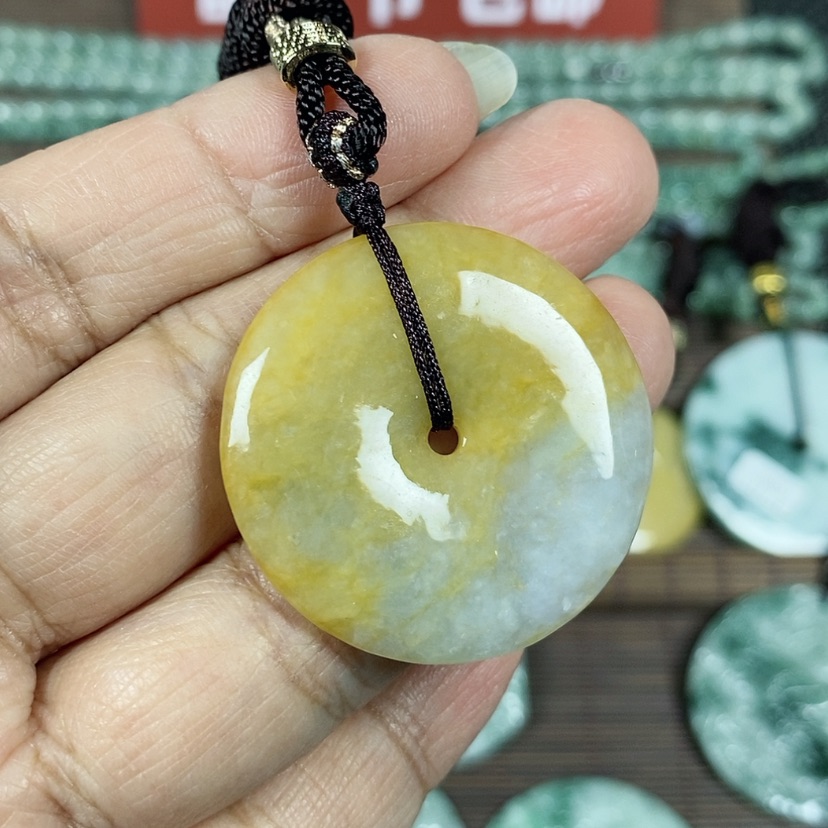 【闪购商品】翡翠颈饰未镶嵌玉吊坠翡翠玉平安扣