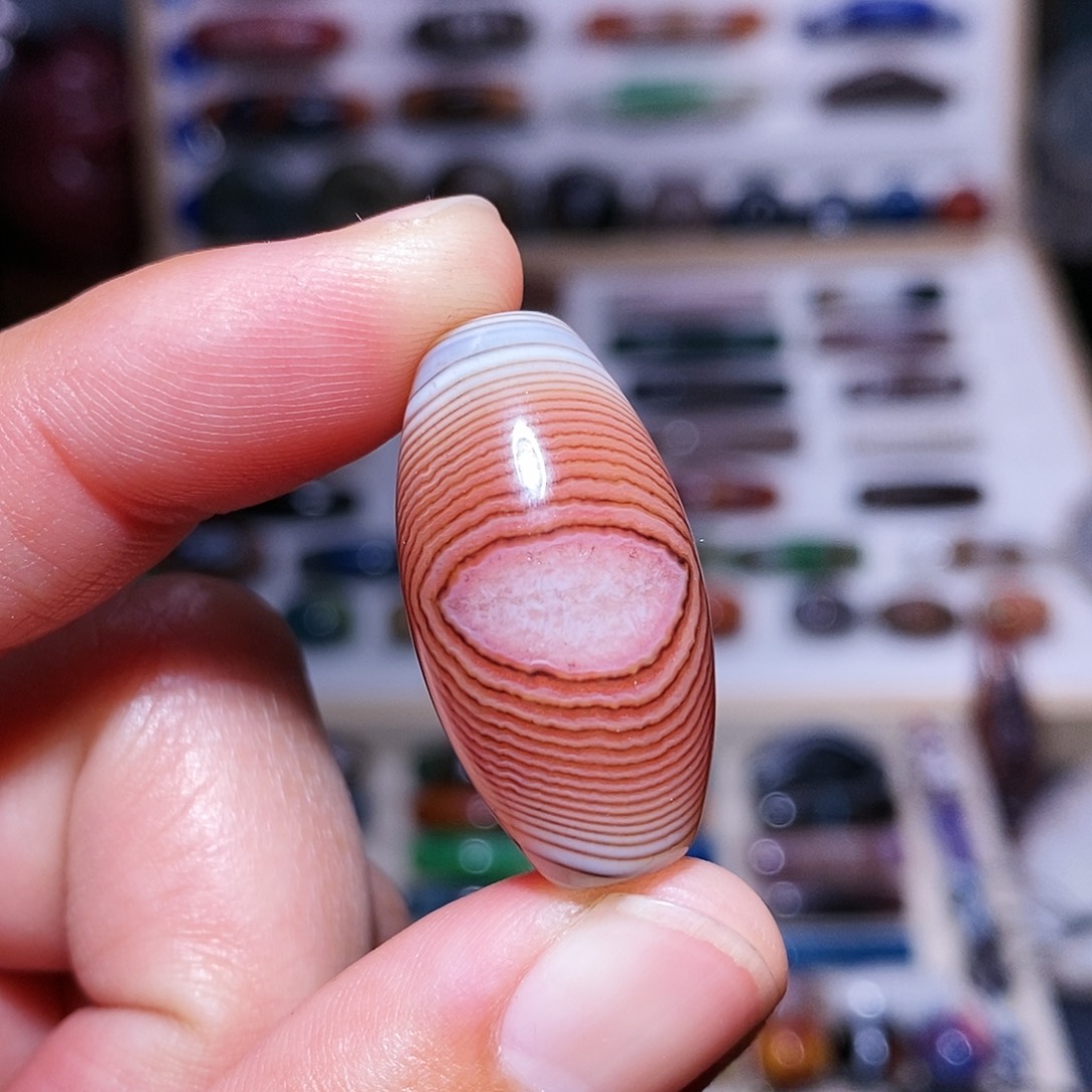 玛瑙吊坠未镶嵌….