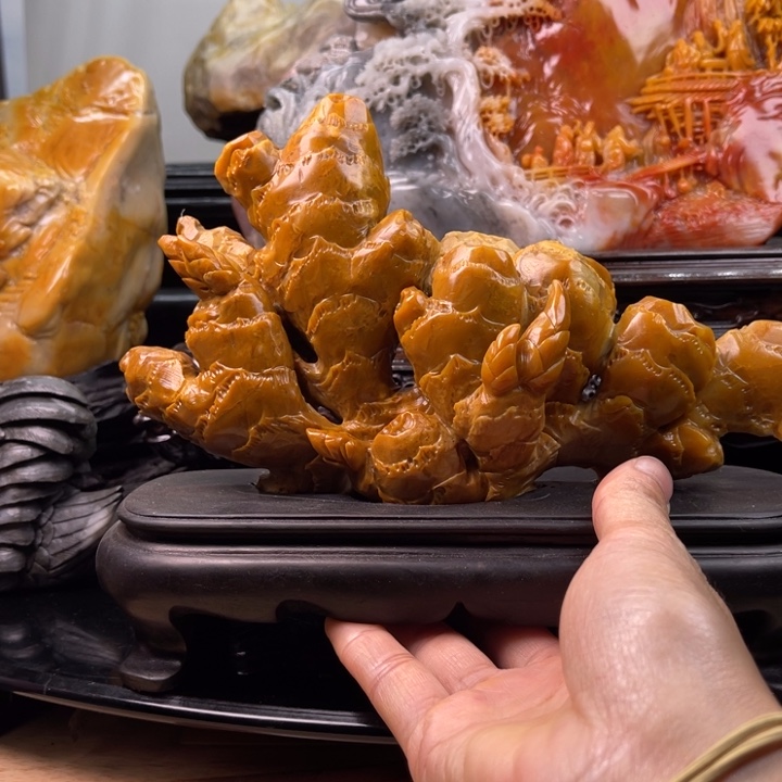 寿山石一片江山摆件