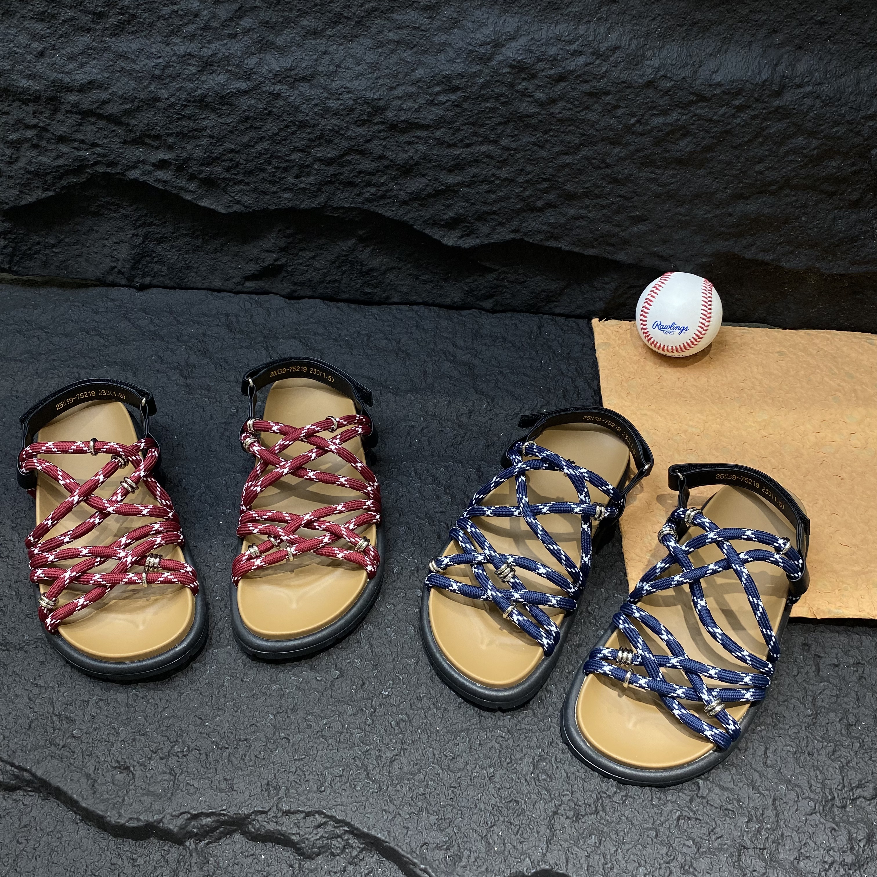 ALWS性感风女露趾魔术贴纯色时装凉鞋女款平底鞋温婉风39-75219