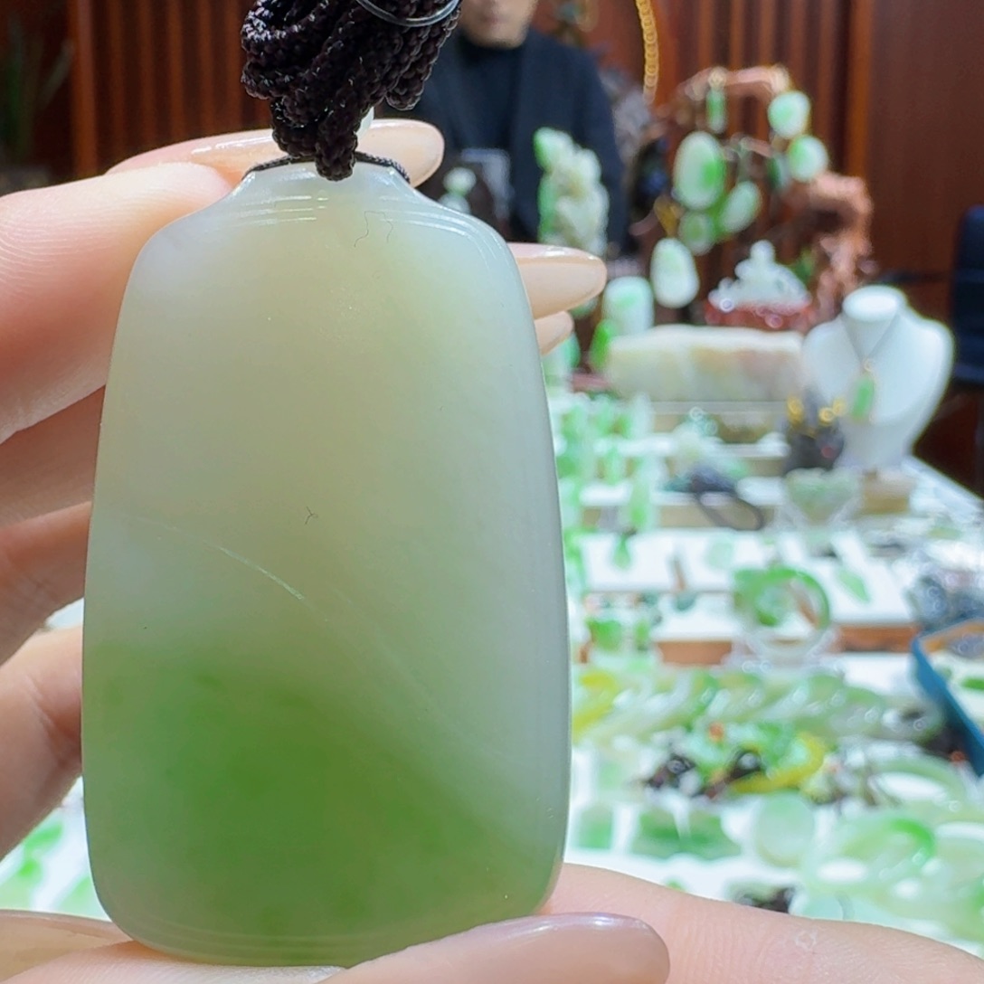 和田玉翠青牌子未镶嵌