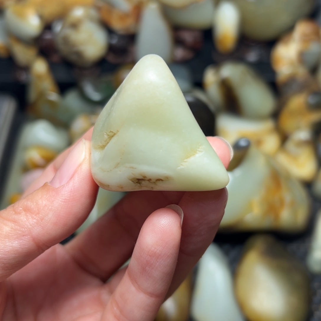 和田玉（青玉）34未镶嵌