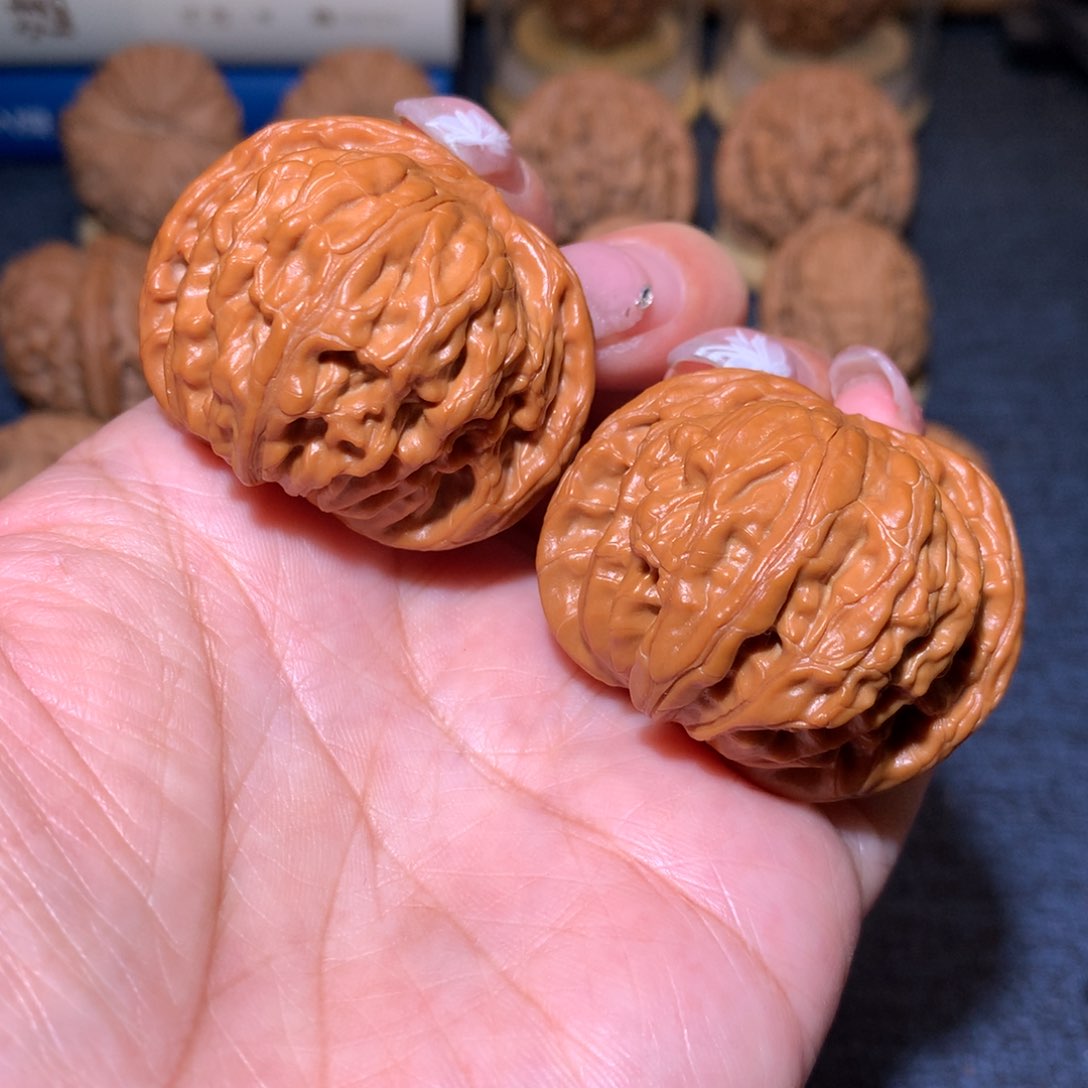 文玩核桃把件磨盘