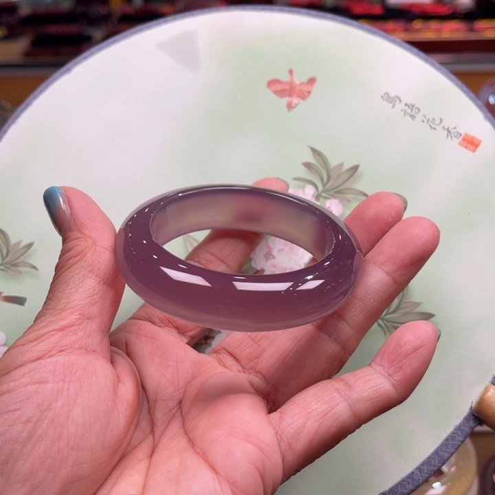 V***y手镯玛瑙/玉髓未镶嵌