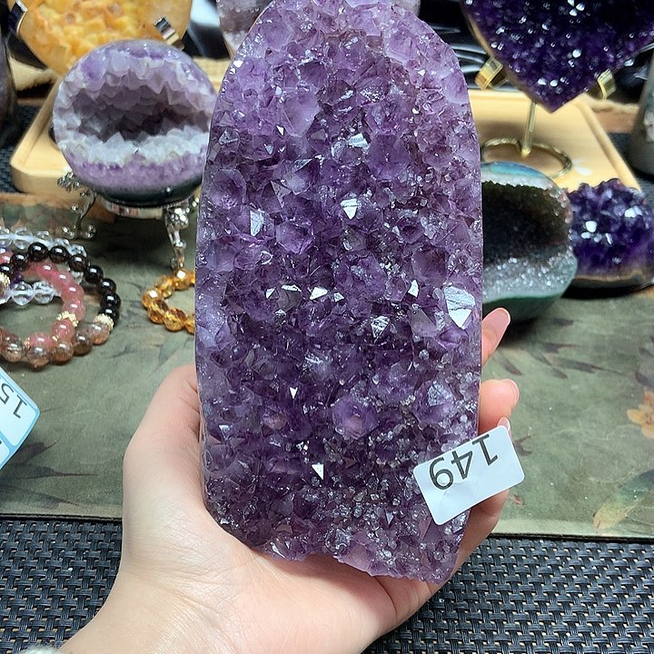 紫晶大型摆件（非配饰）未镶嵌