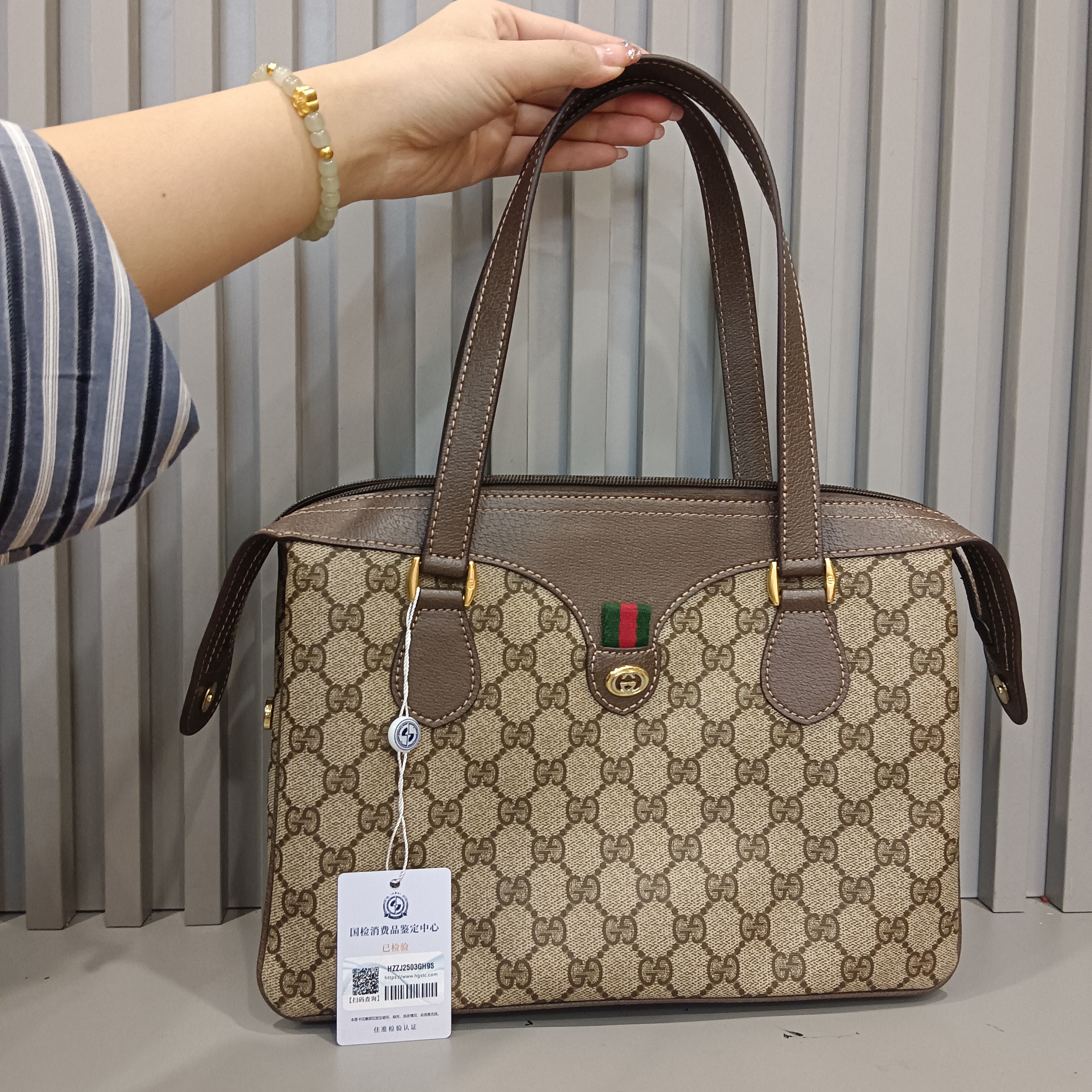 95新 GUCCI/古驰 兔兔奢轩轩/古驰手提包/241120015