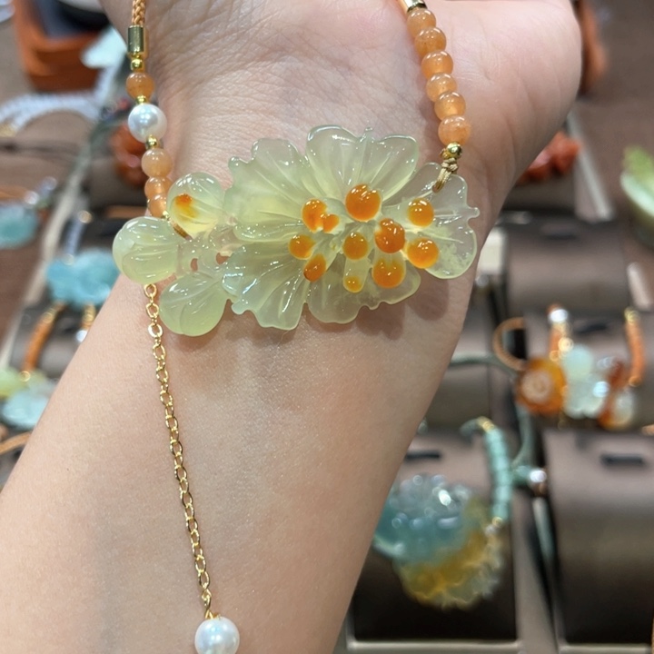 蛇纹石玉未镶嵌吊坠(赠链)