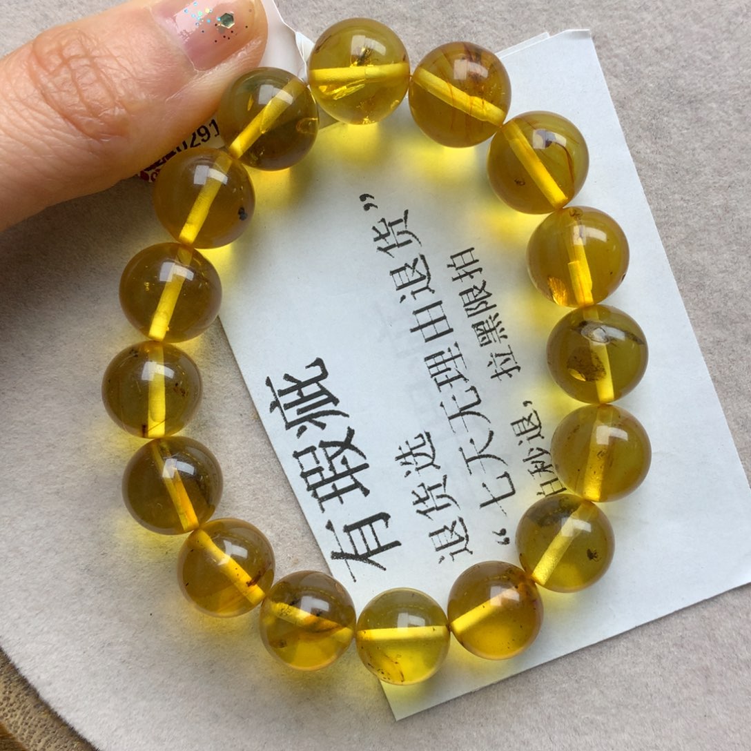 琥珀珠宝奇石未镶嵌