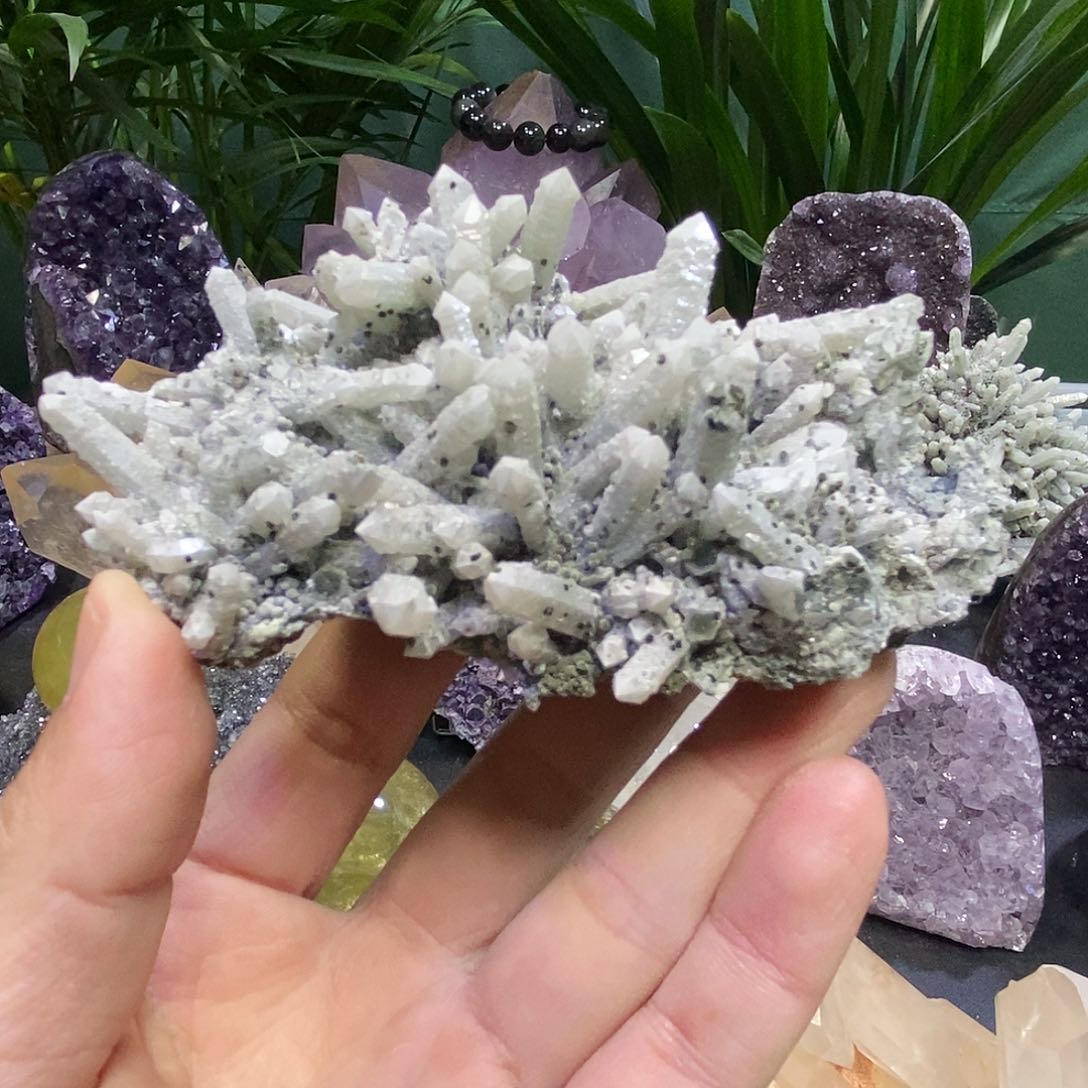 未镶嵌珠宝半成品水晶