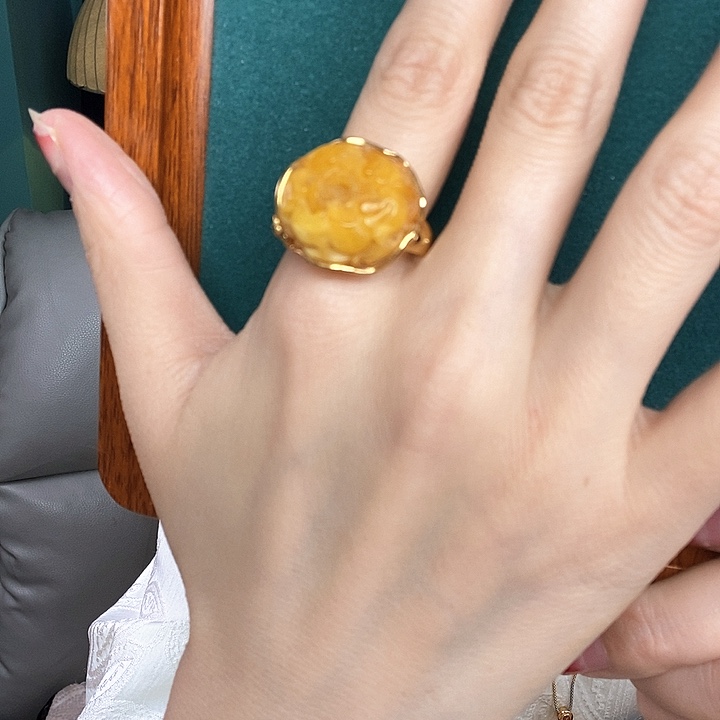 蜜蜡戒指银S925镶嵌戒指
