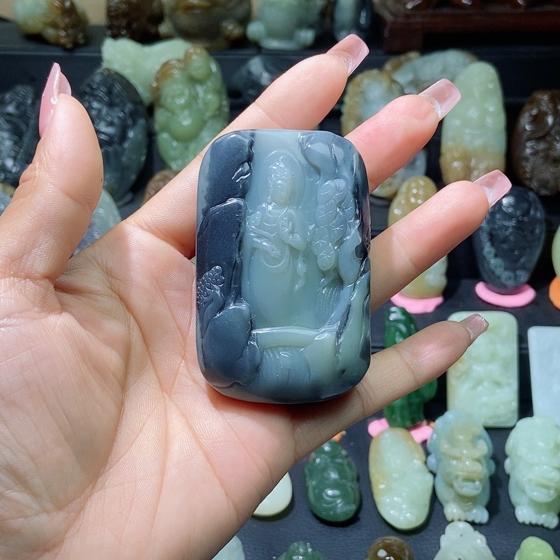 和田玉颈饰未镶嵌雨*