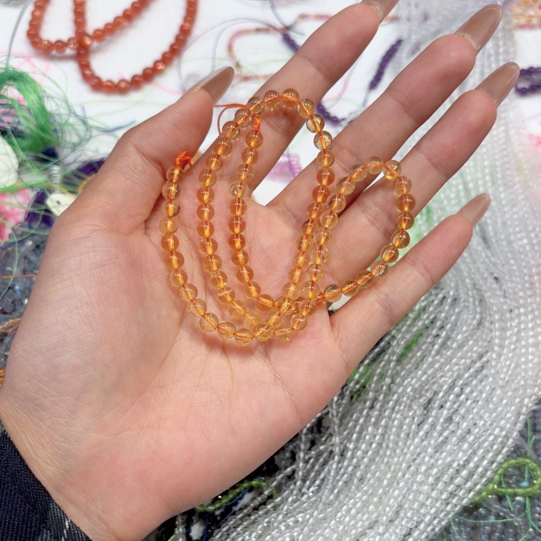 手串L**h黄水的半成品
