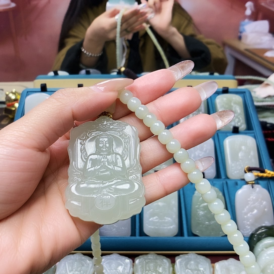 和田玉颈饰未镶嵌周*