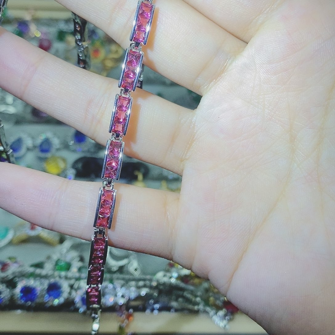 【闪购商品】托帕石耳饰银S925镶嵌