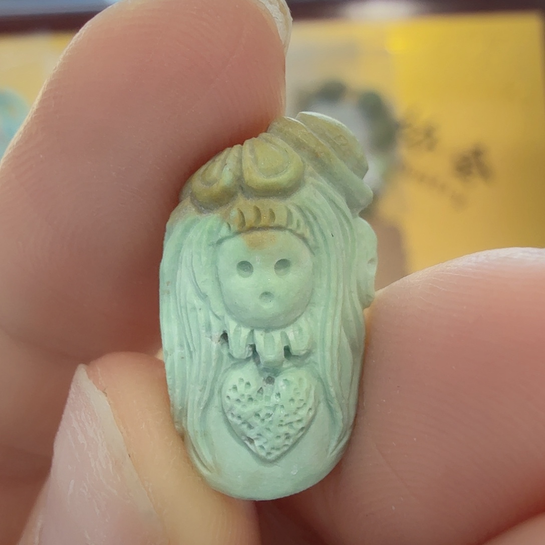 绿松石未镶嵌珠宝奇石