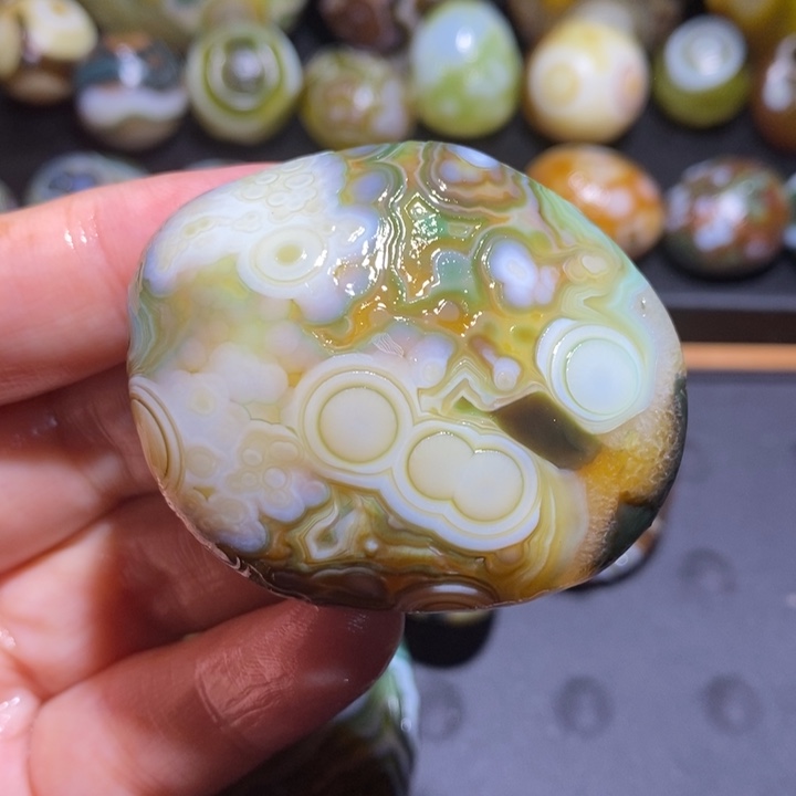 未镶嵌玛瑙/玉髓珠宝半成品24