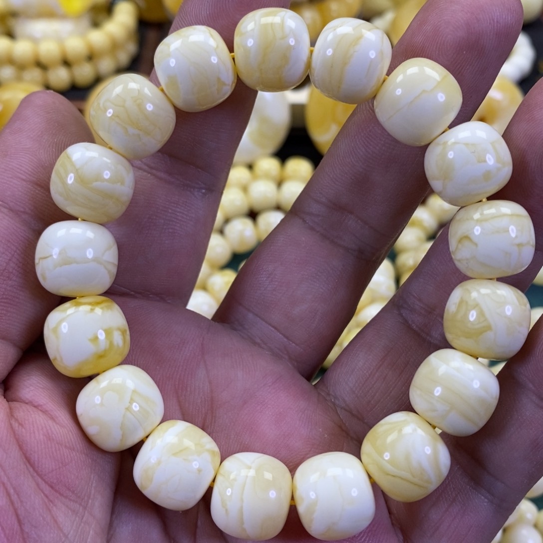 琥珀裸石未镶嵌尺寸14浓白蜡虎皮同料老型手串