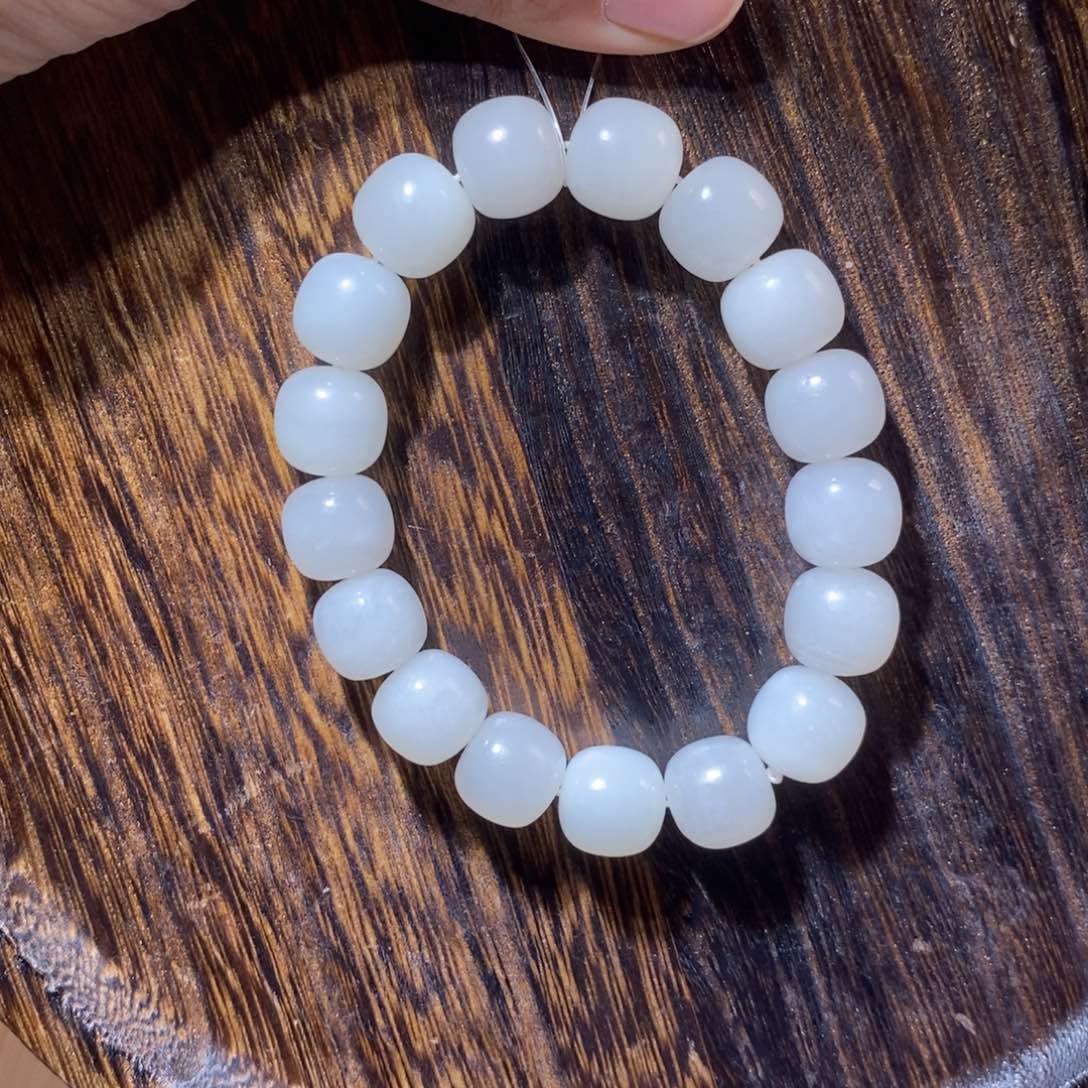 软玉手串未镶嵌13m老型（微瑕）