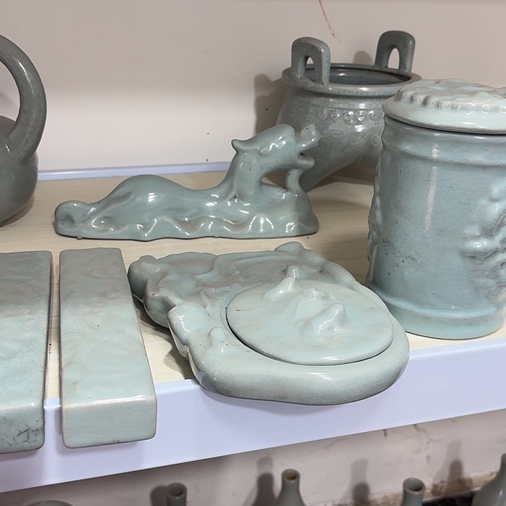瓷器摆件…………瓷器……