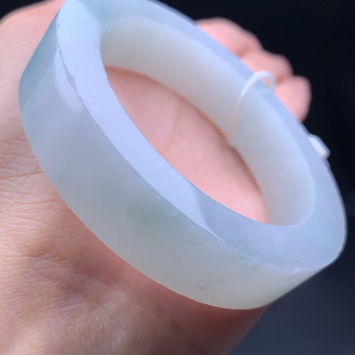 未镶嵌手镯定制翡翠