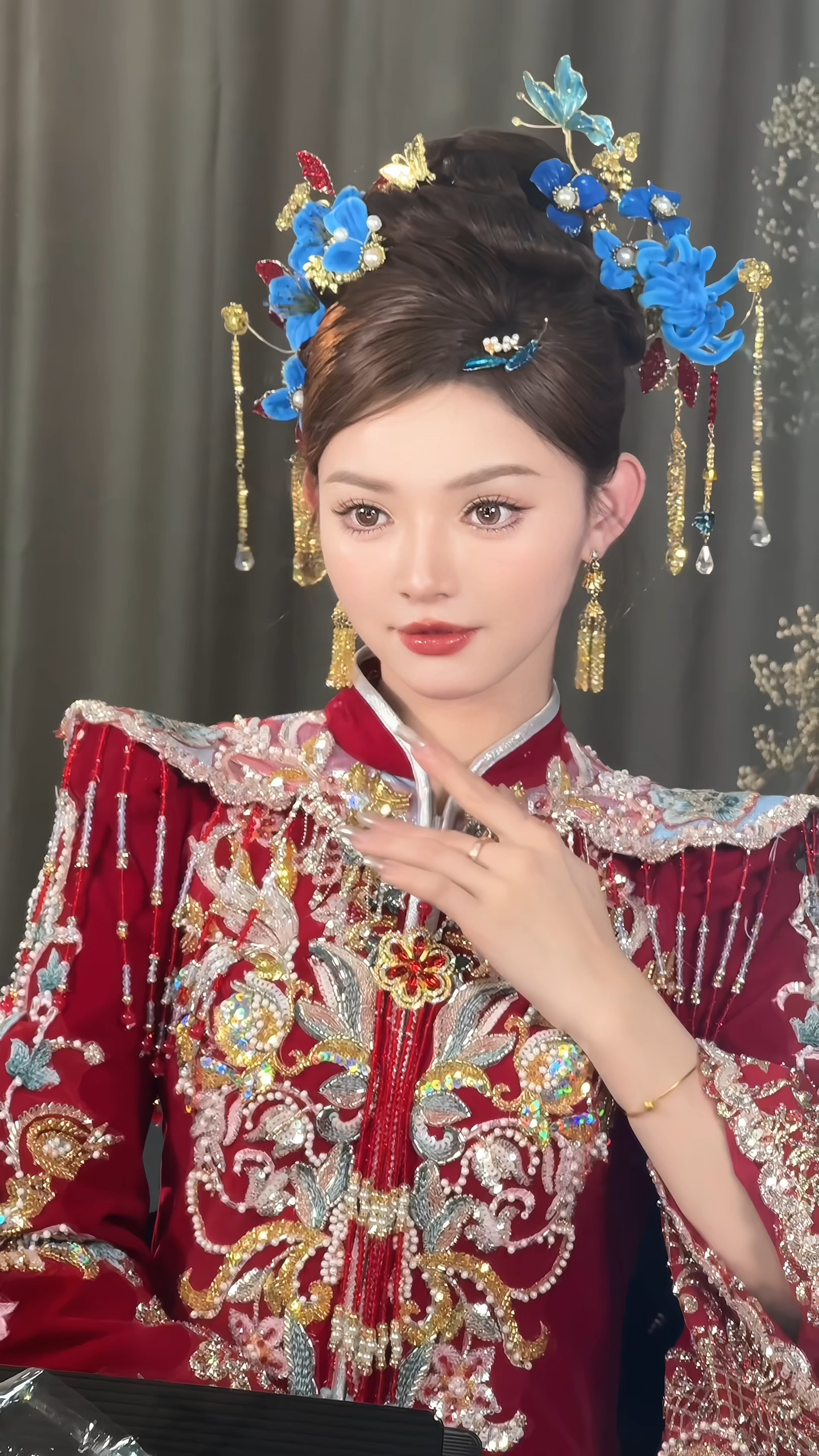 鹿鹿设计款《万华》蓝色系新中式复古新娘头饰0087（透明盒装）