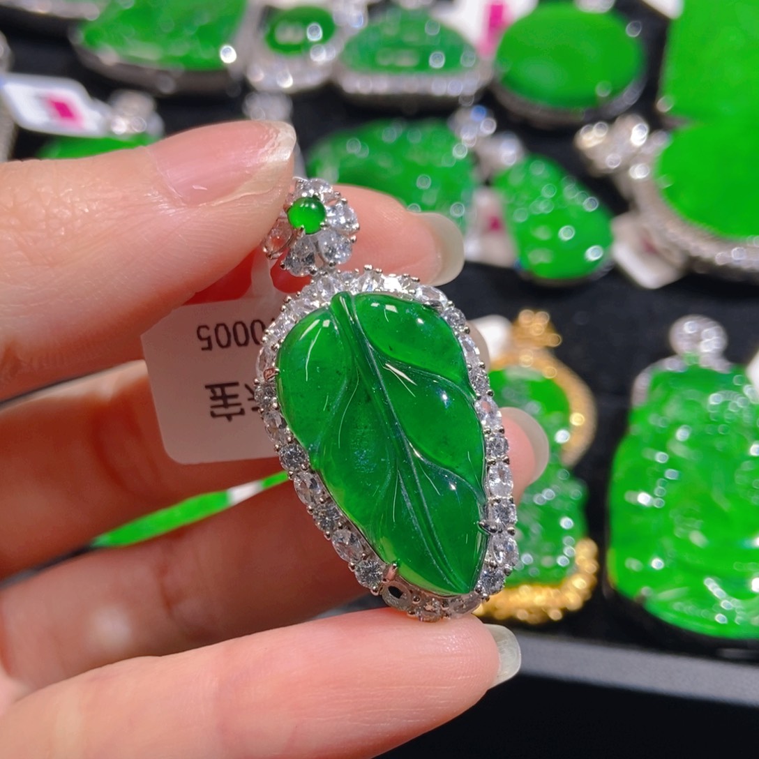 翡翠吊坠(不含链)银S925镶嵌