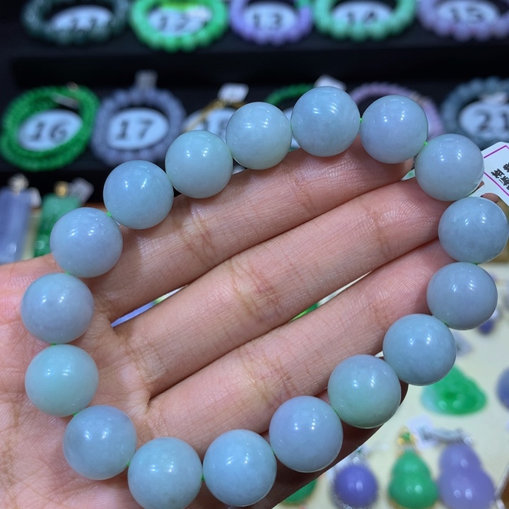 翡翠未镶嵌颈饰翡翠12