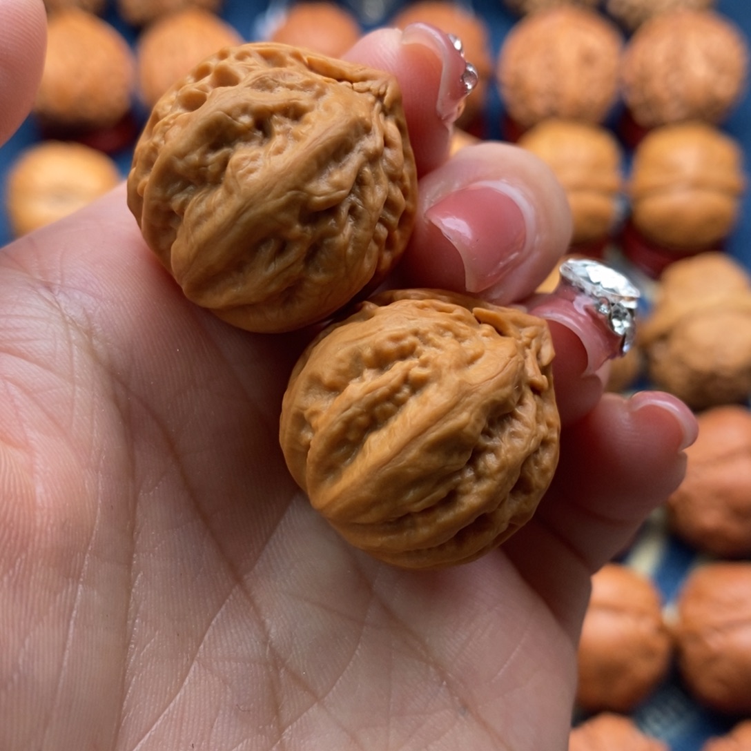 文玩核桃把件精品小手捻