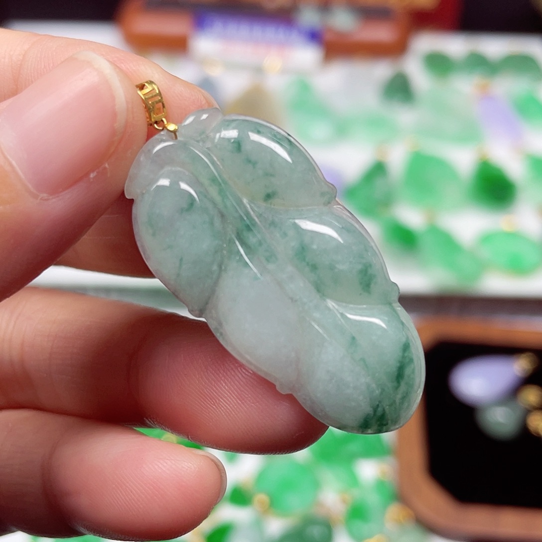 吊坠(不含链)18K金镶嵌翡翠