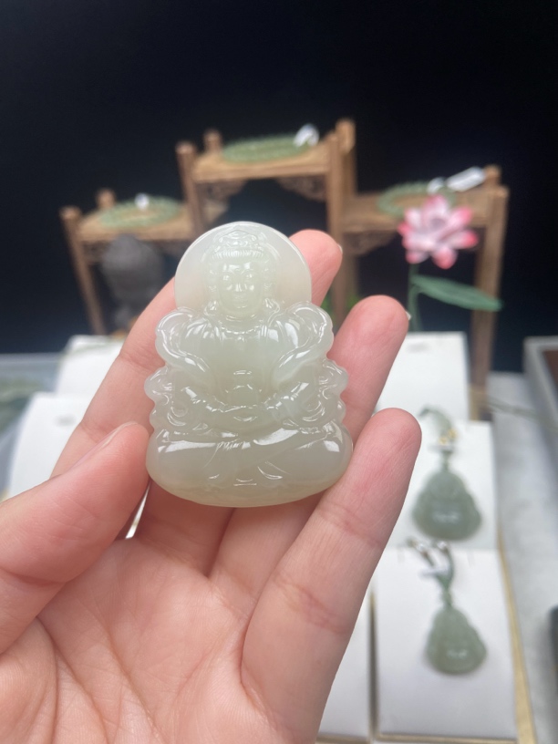 50大观音吊坠和田玉